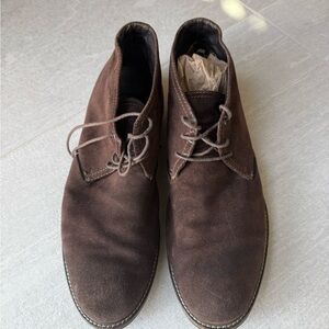 1901 Brown Suede Chukka Boots